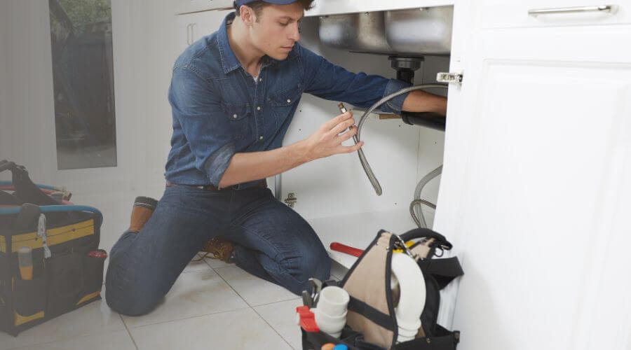 Expert burst pipe repair services in Maywood, IL